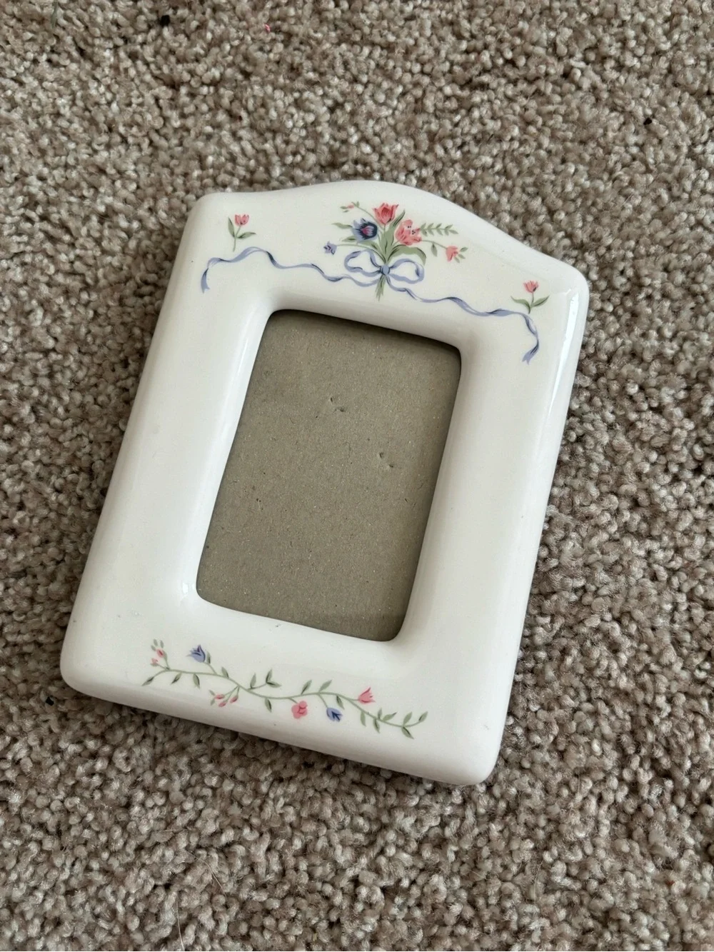 Vintage Ceramic Floral Picture Frame - White with Pink & Blue Accents